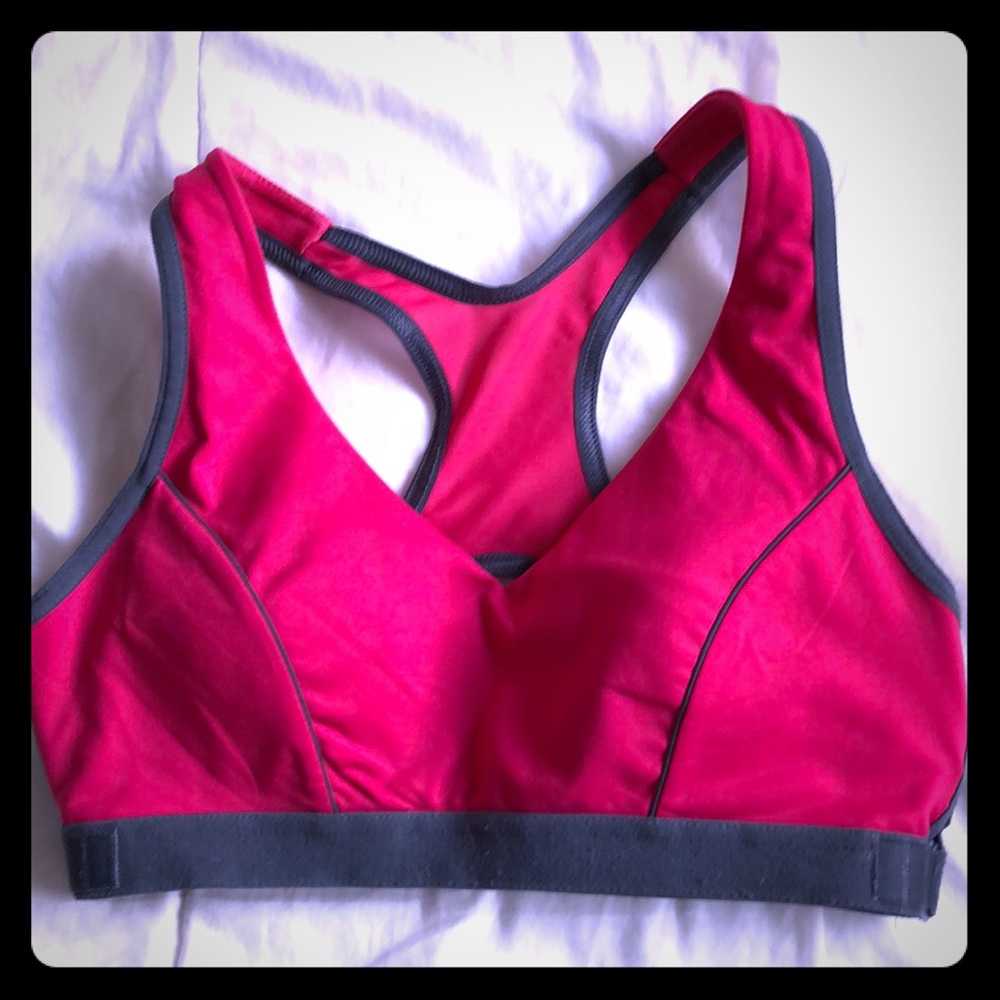 Sports bra
